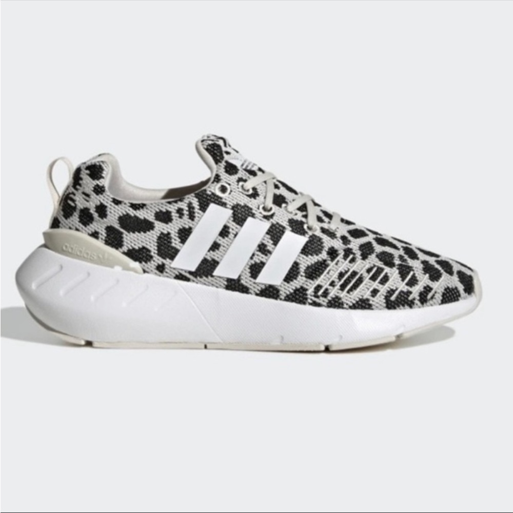 Adidas SWIFT RUN 22 Sneakers Leopard